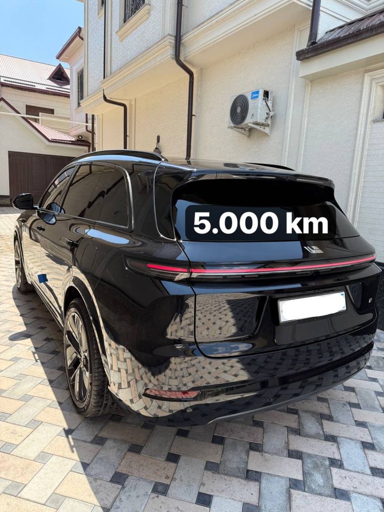 Lixiang l7 qora malochni salon tanirovka blek pieano michelin balon