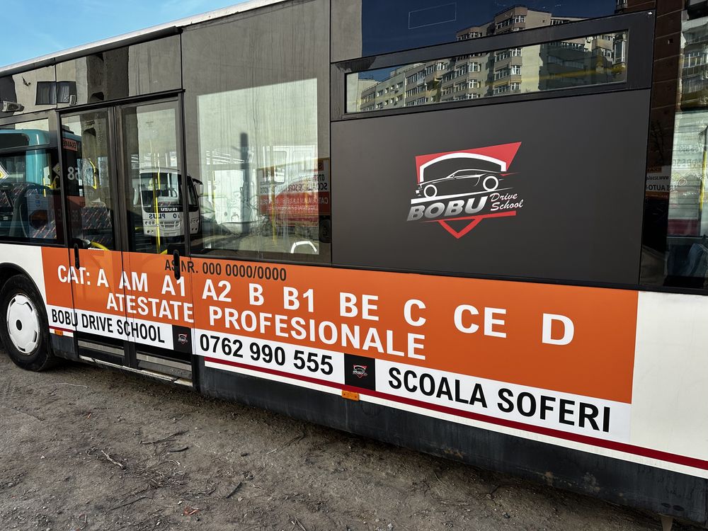 Carti de vizita,flyere,pliante,stikere,printuri,etichete in rola