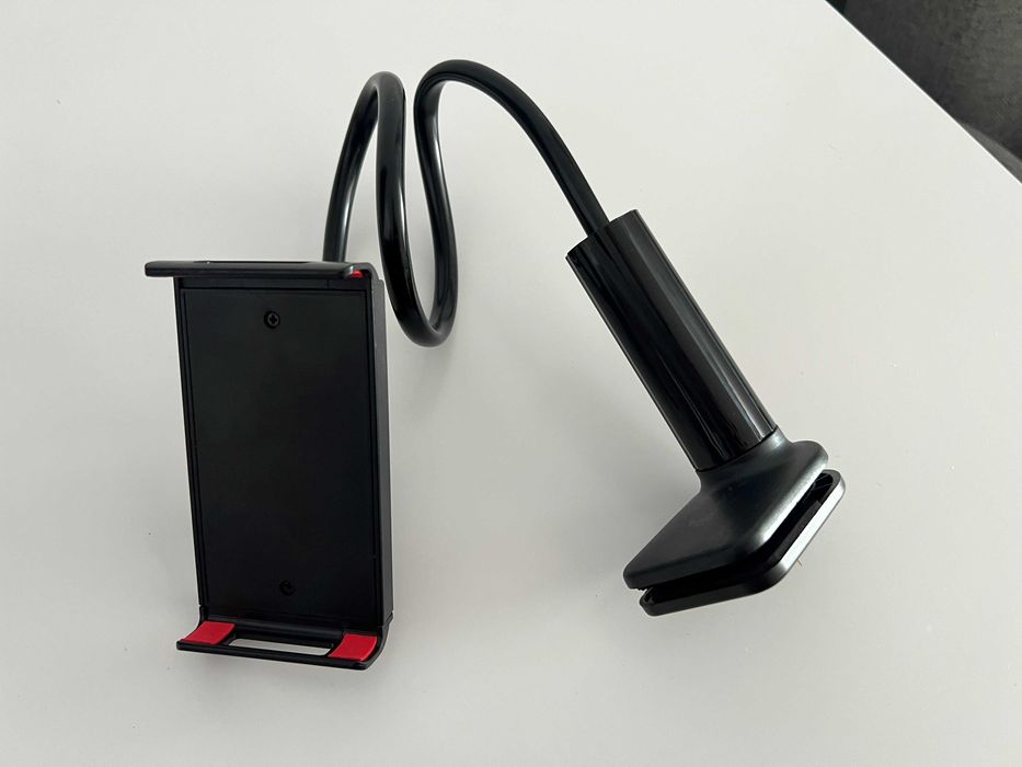 Suport Smartphone sau Tableta ajustabil, cu sistem de prindere