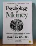 The psychology of money - книга на английски език в отлично състояние!