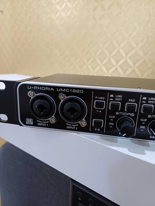 Interfata audio 18 input 20 output Behringer UMC 1820