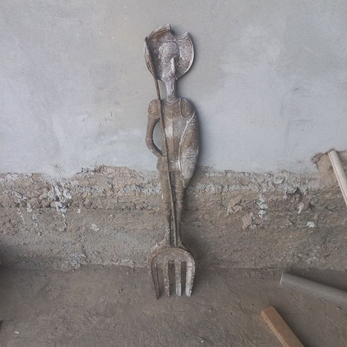 Don Quixote haykalchasi (qolda yasalgan dekor
