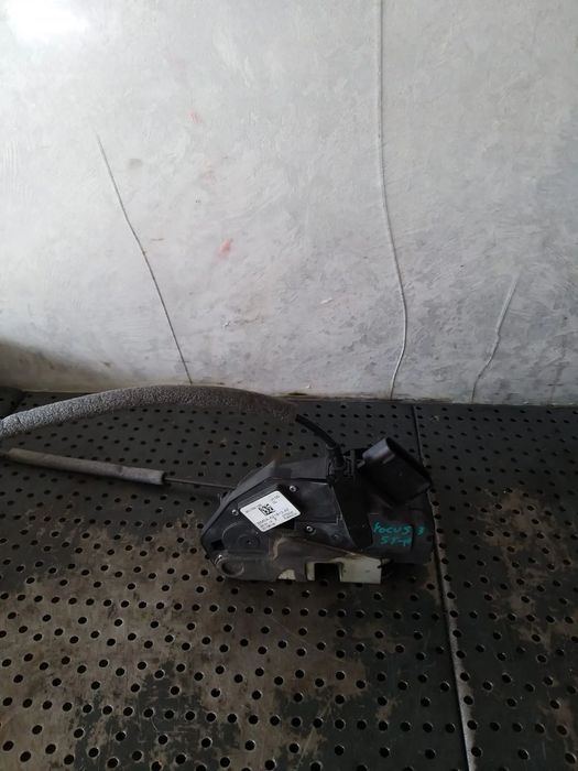 Broasca usa stanga fata ford focus 3 facelift 921755105 bm5aa21813af