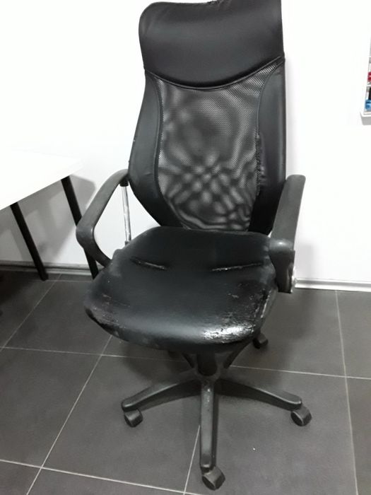 Многофункционален офис стол