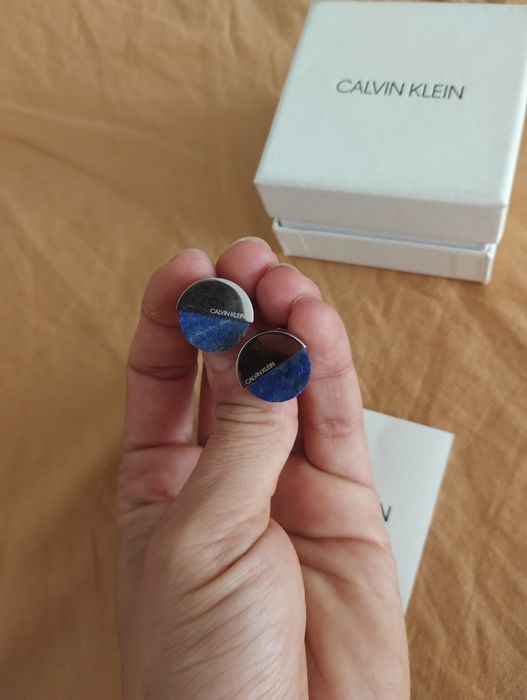 Оригинални обеци на Calvin Klein