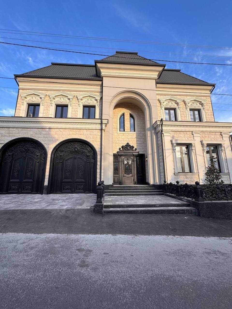 Сдаётся под офис в аренду |  центр Луначарского | ул Тимура Малика  |
