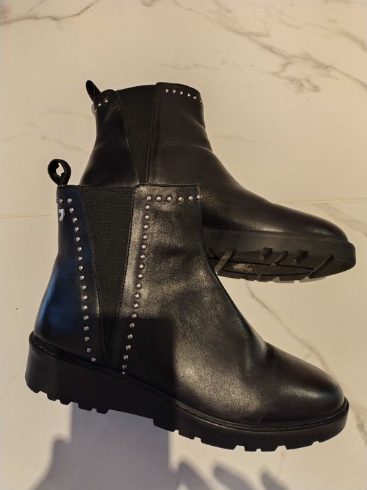 Ghete Gioseppo din piele naturală