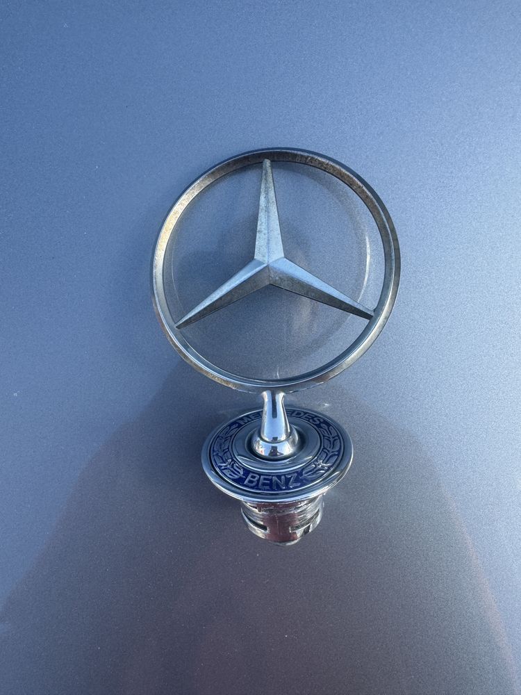 Stema Mercedes Benz