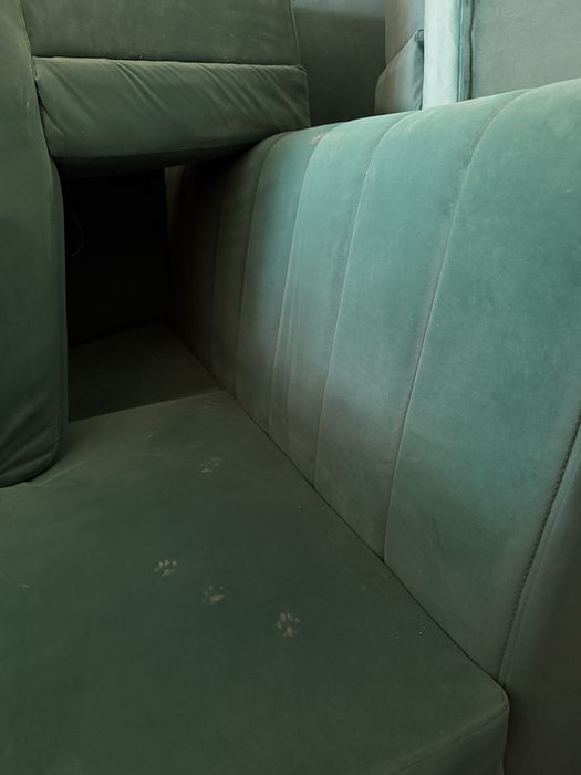 Продаются 3 дивана и 4 больших кресла