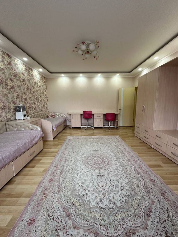 Продам квартиру на Массив Мовлоно Риёзий