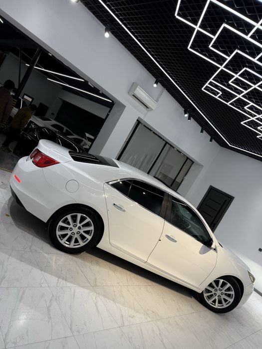 2013 yil Avtamat malibu