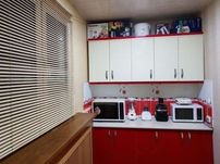 Abay jangohda 2/4/4 balkon 2/6 srochno sotiladi