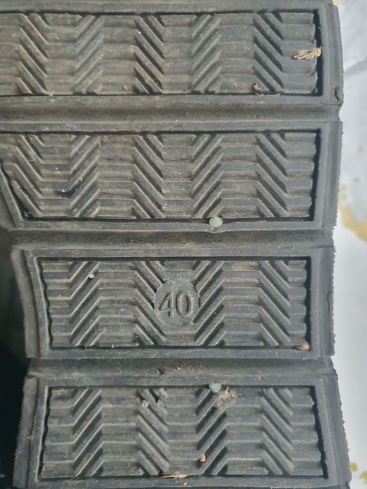 Продам Туфли для Мужчин 40 размера с Мехом .