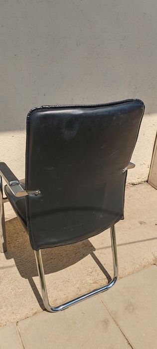 Scaun negru piele ecologică