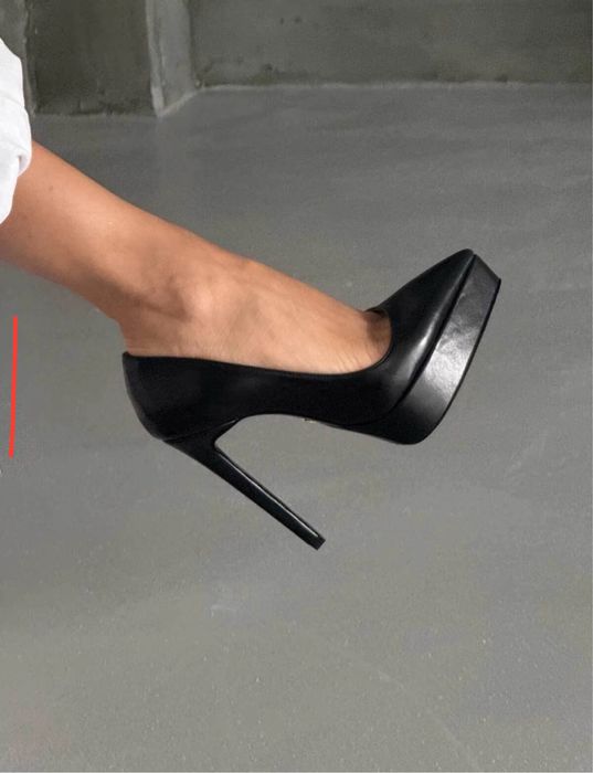 Черни елегантни обувки на висок ток - 37 номер