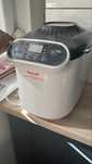 Pentru piese: masina de paine Tefal