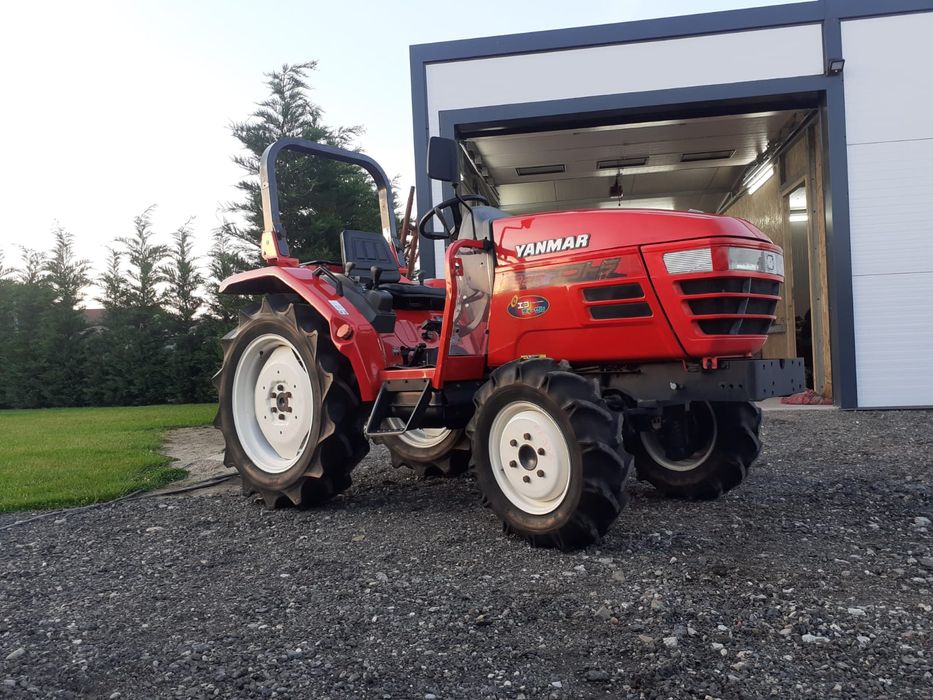 Tractor japonez kubota yanmar 26cp4x4