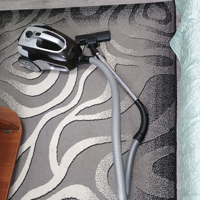 Продам пылесос Polaris