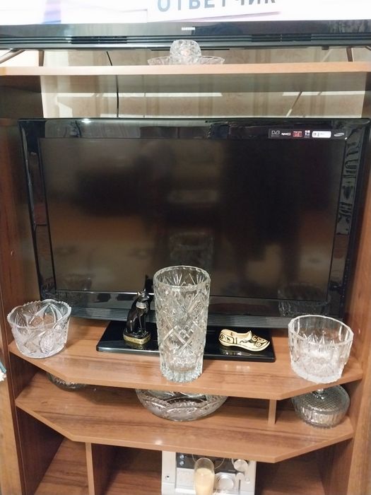 Продам телевизор 32 дюйма.