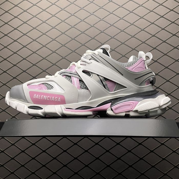 Balenciaga track