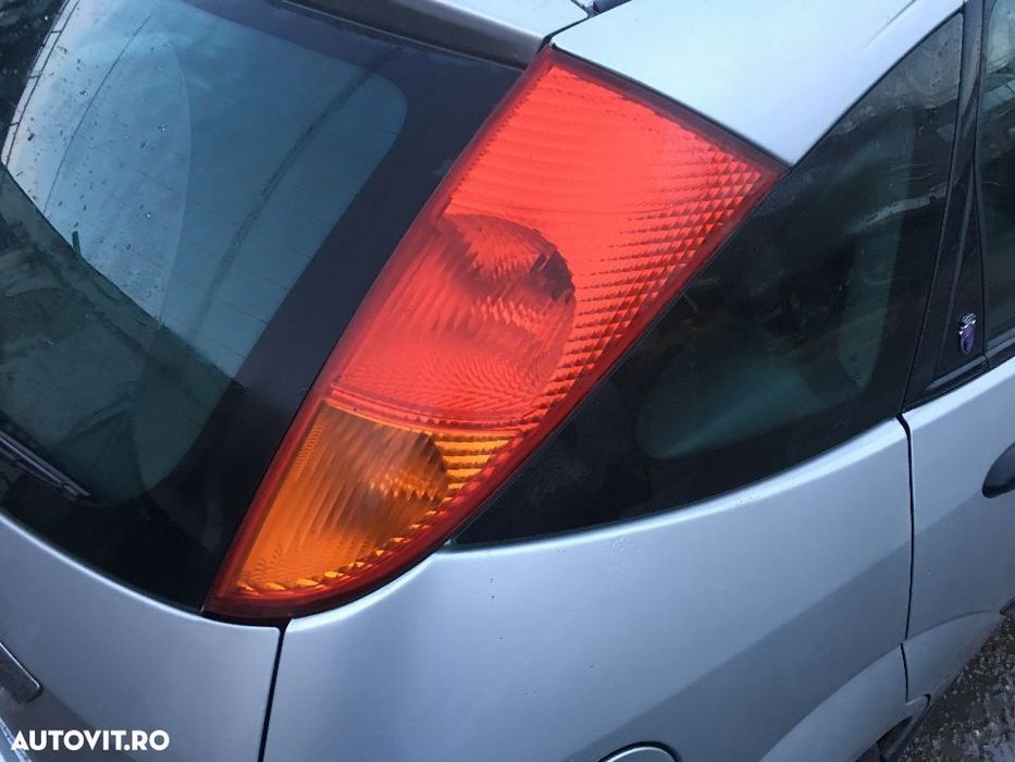 Geam Aripa Dreapta Spate Ford Focus 1 Hatchback 1998 - 2004