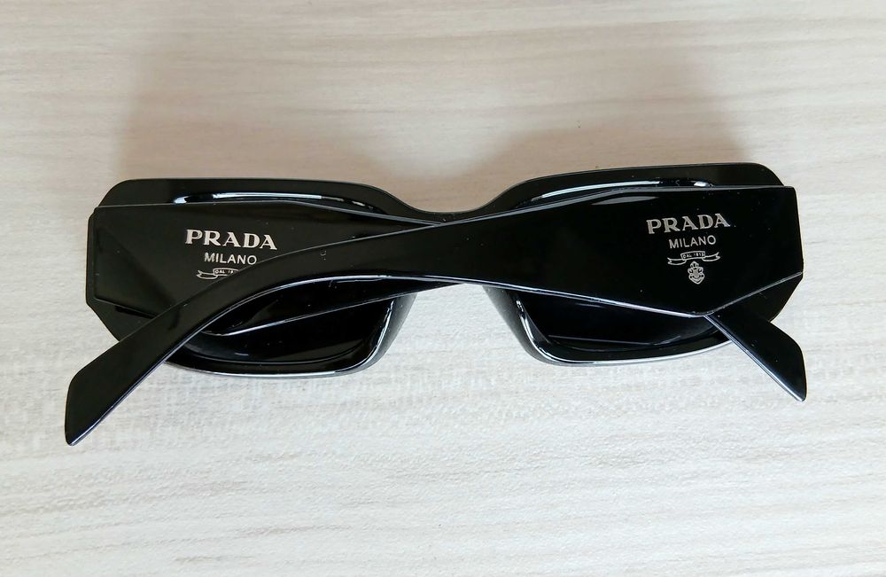 Слънчеви очила PRADA