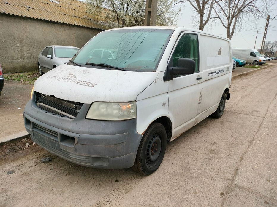 Dezmembrari  VW TRANSPORTER Mk 5 / T5 / caravelle  2003  > 0000 1.9 T