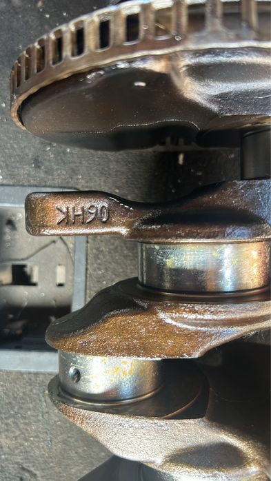 Arbore cotit Audi a4 b8 motor 1.8 tfsi cod motor CABA benzină 06HK