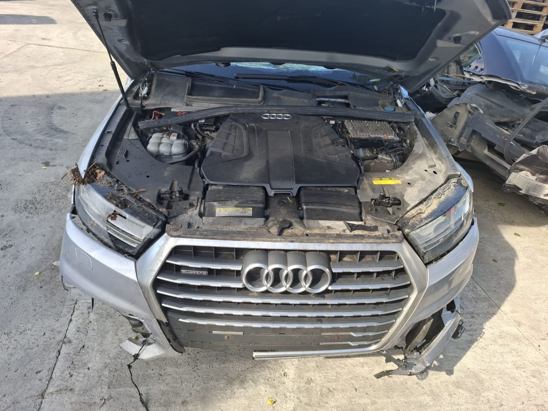 Planetara stanga fata 4m0407271d  3.0 tdi DHX hybrid Audi Q7 4M [2015