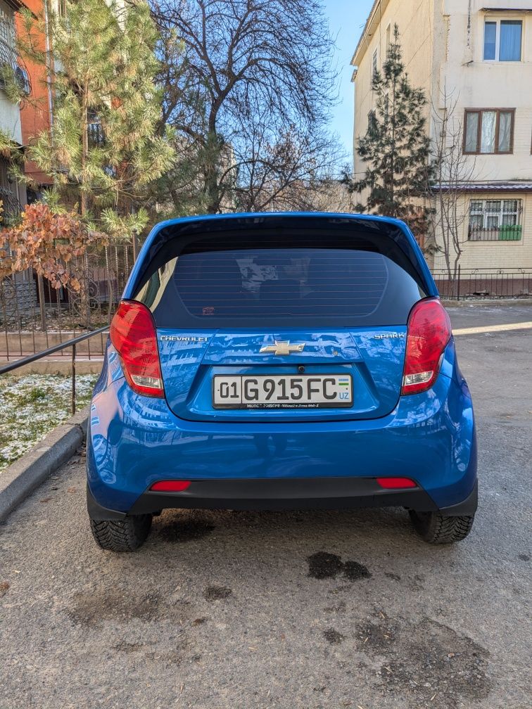 Chevrolet Spark sotiladi