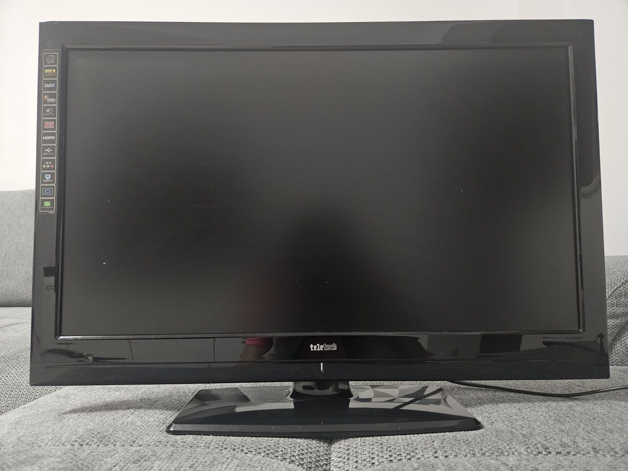Vând televizor teletech 61 cm diagonală