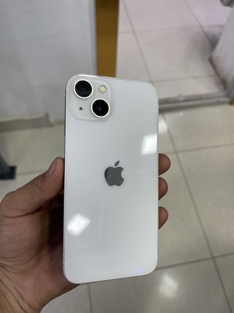 iPhone 13 bor naqdga
