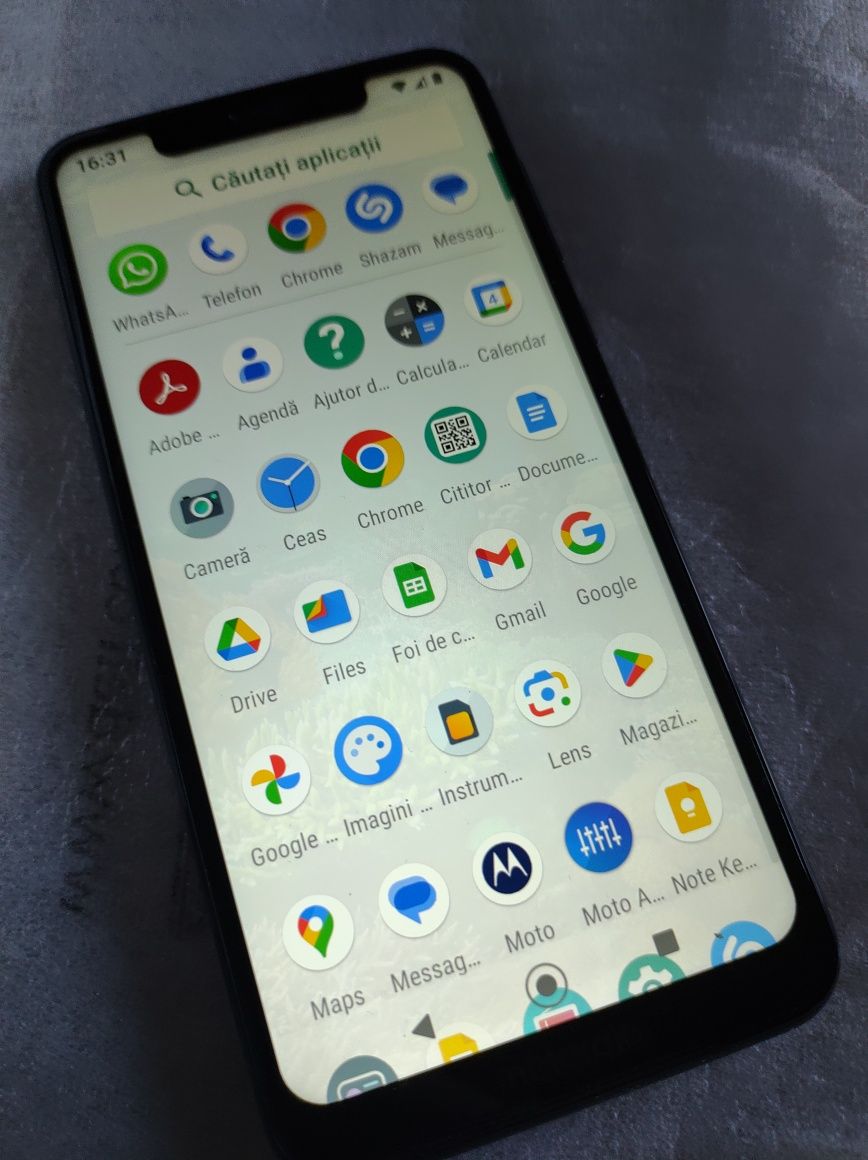 Motorola One nou