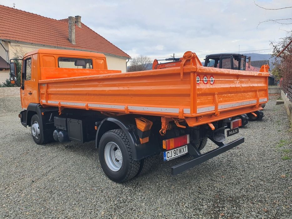 Camion basculabil 12 tone Man 12.180  11/2005 iveco atego  2100000km