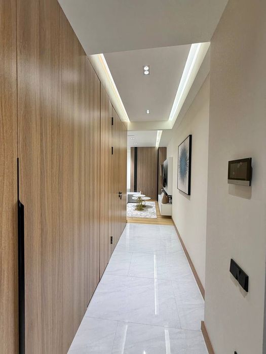 City Mall Продается 3 комнатная квартира ремонт Яккасарай