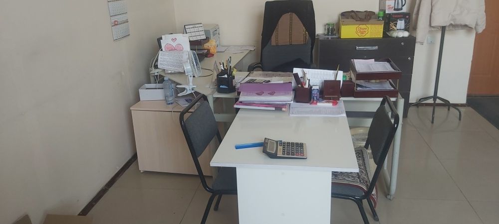 г. Тараз Офисная мебель б/у