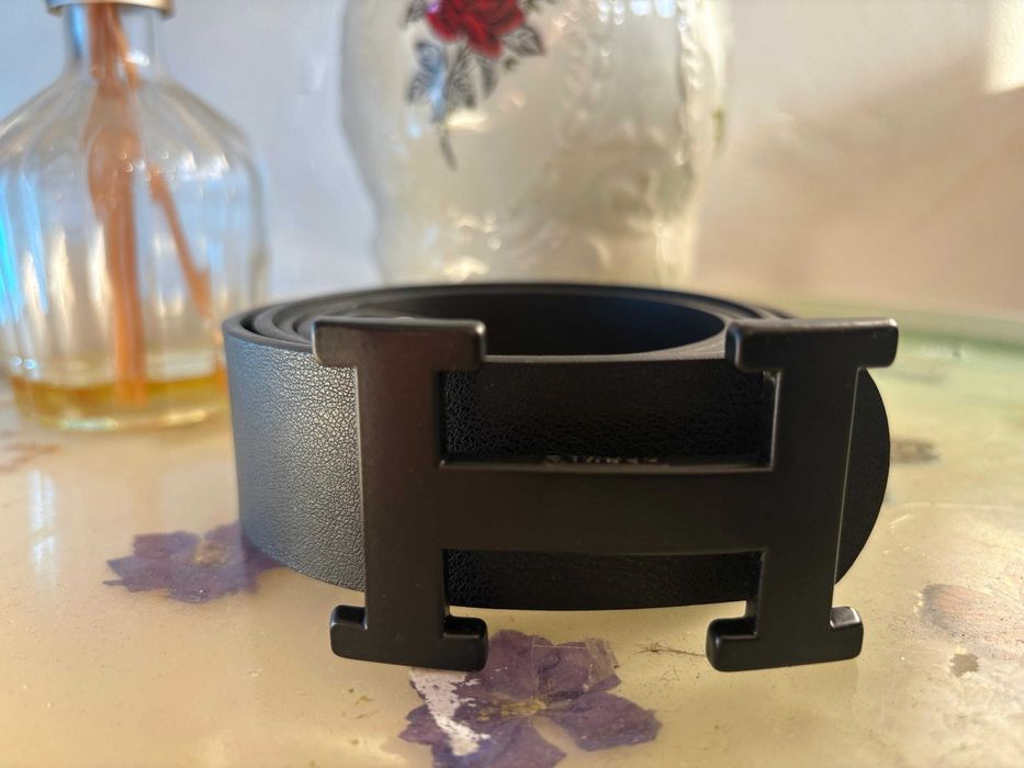 curea hermes neagra