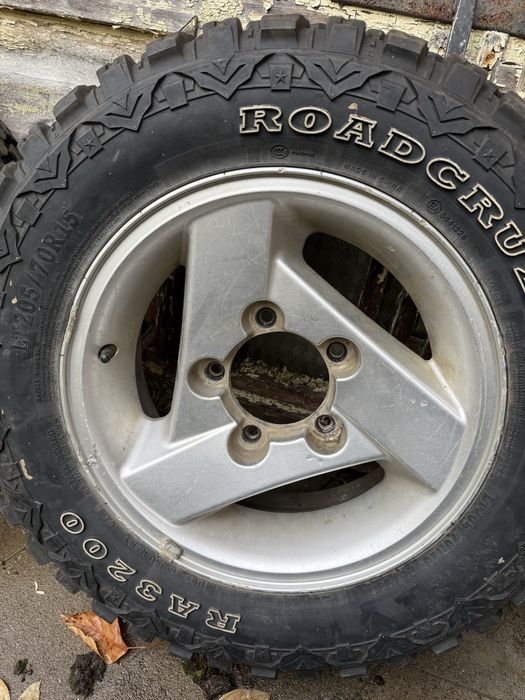 Оригинални Джанти 15 с OffRoad Гуми 205 70 15 Suzuki Jimny /Samurai