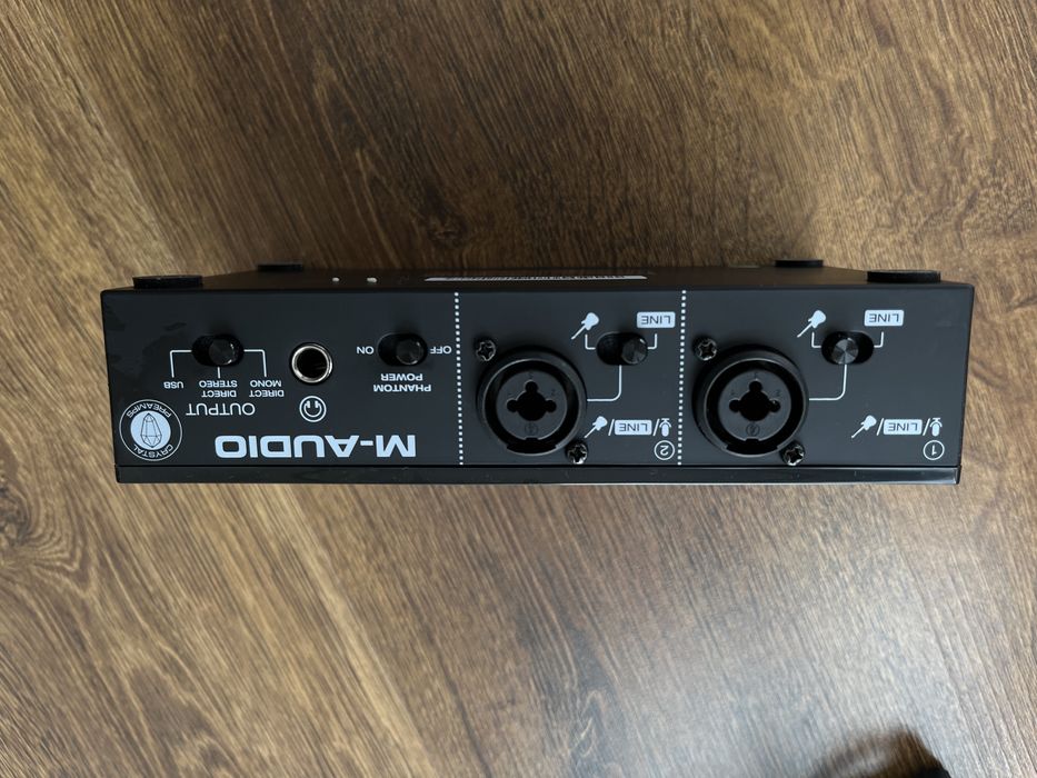 студиен микрофон RØDE NT1 – комплект