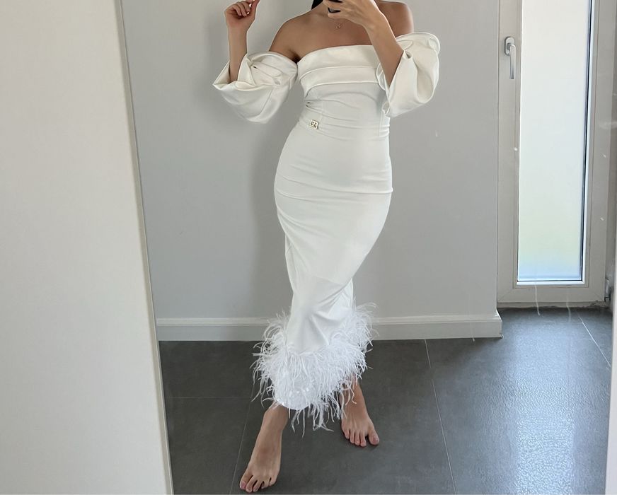 Vand rochie alba, marime 36(s)