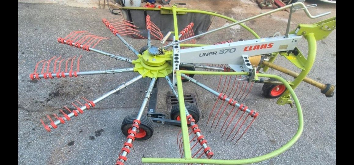 Grebla adunat claas liner 370