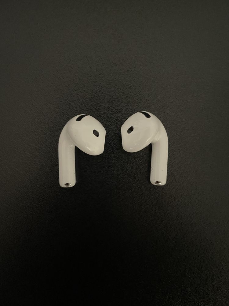 Căști Apple AirPods 4 (fără carcasă)
