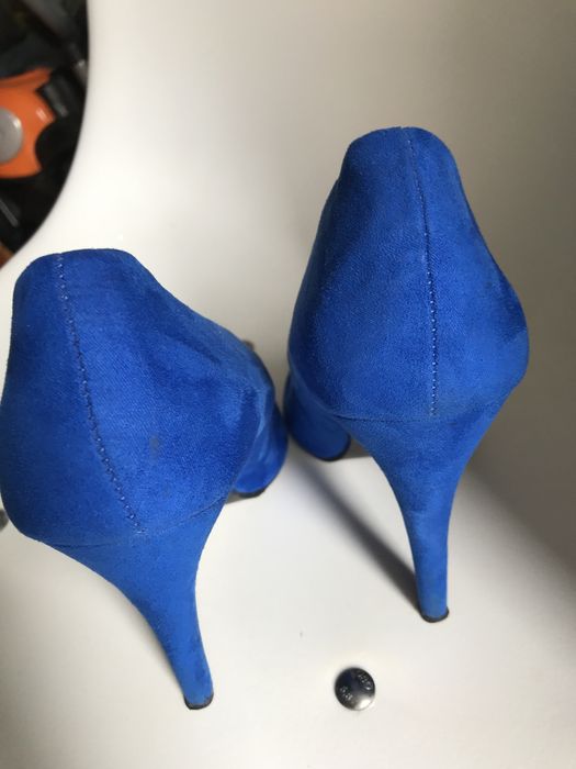 Pantofi stiletto albastri