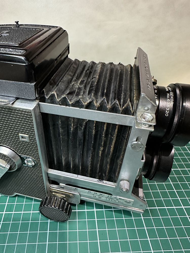 Aparat foto Mamiya C3 Professional cu Sekor 65mm f3.5