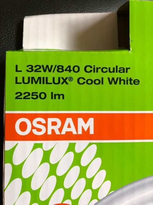 Лампа люминесцентная 32w "Osram "запаска диам 30см.Новая .