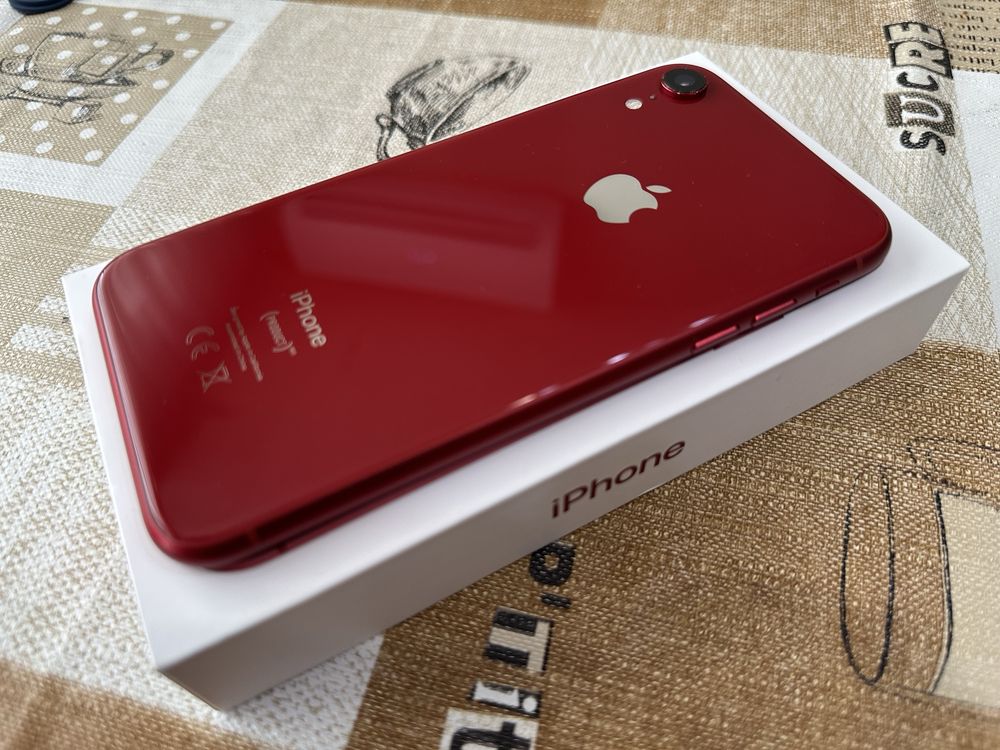 iPhone  XR   Red