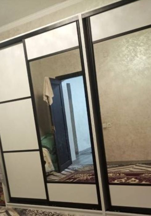 Шкаф купе в идеальном состоянии