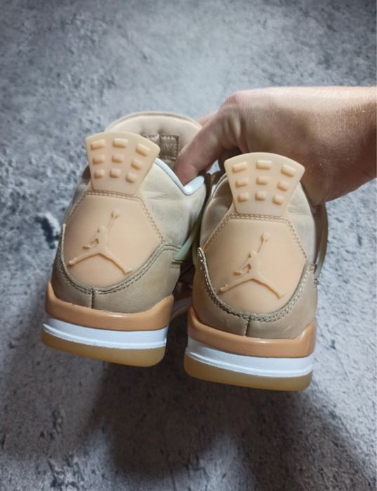 Jordan 4 shimmer