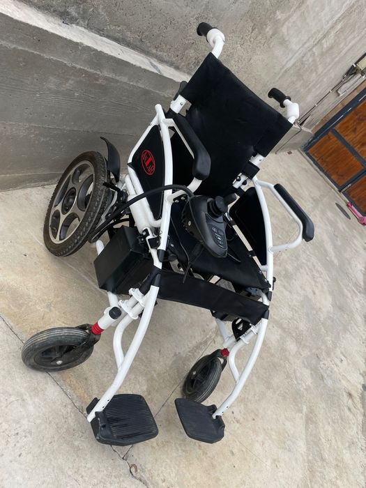 Carucior handicap, dezabilitati ELECTRIC si PLIABIL, firma ANTAR