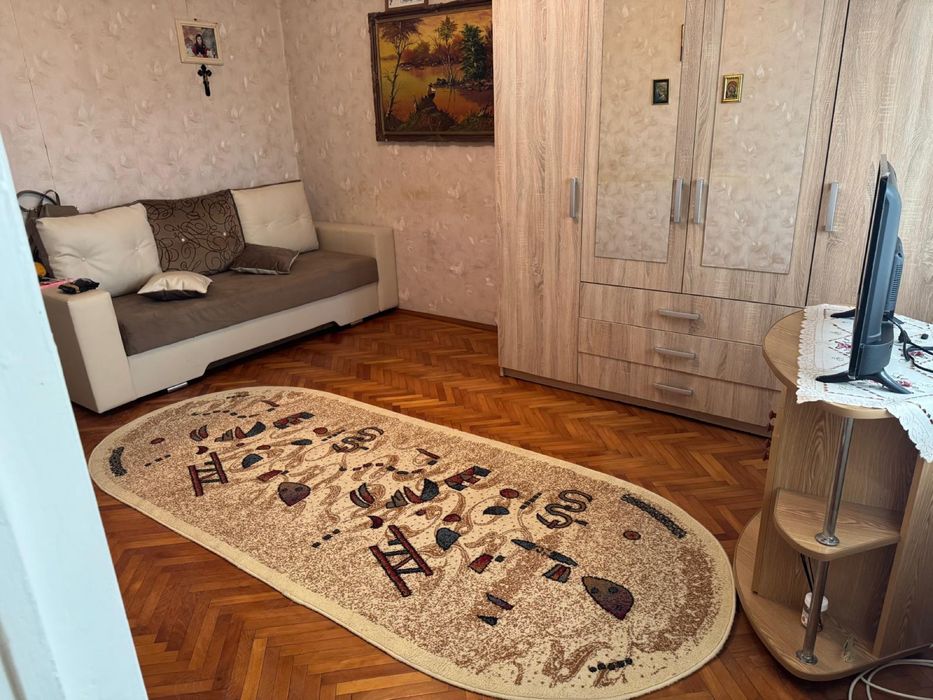 Inchiriez apartament  1 camera / Regim hotelier